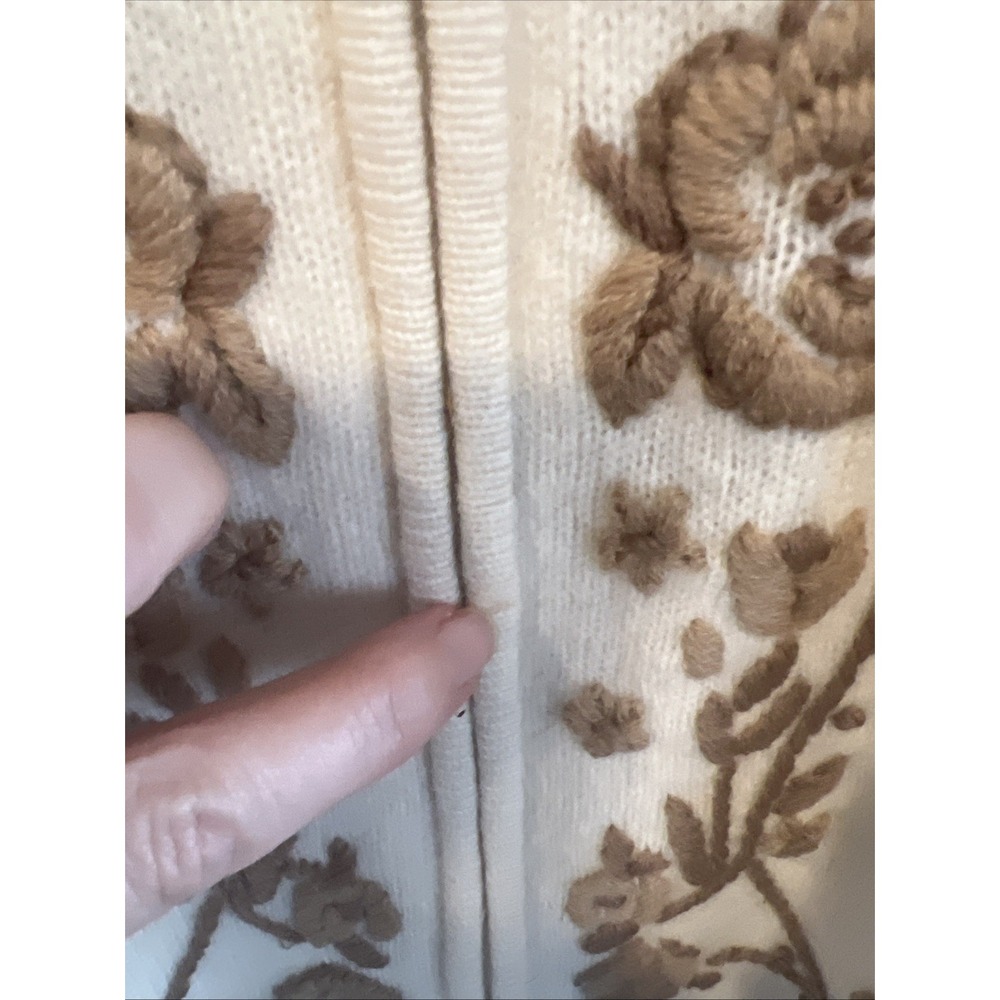 Coldwater Creek 100% lambs wool sweater embroidered brown flowers Cottagecore 1X - Picture 8 of 11
